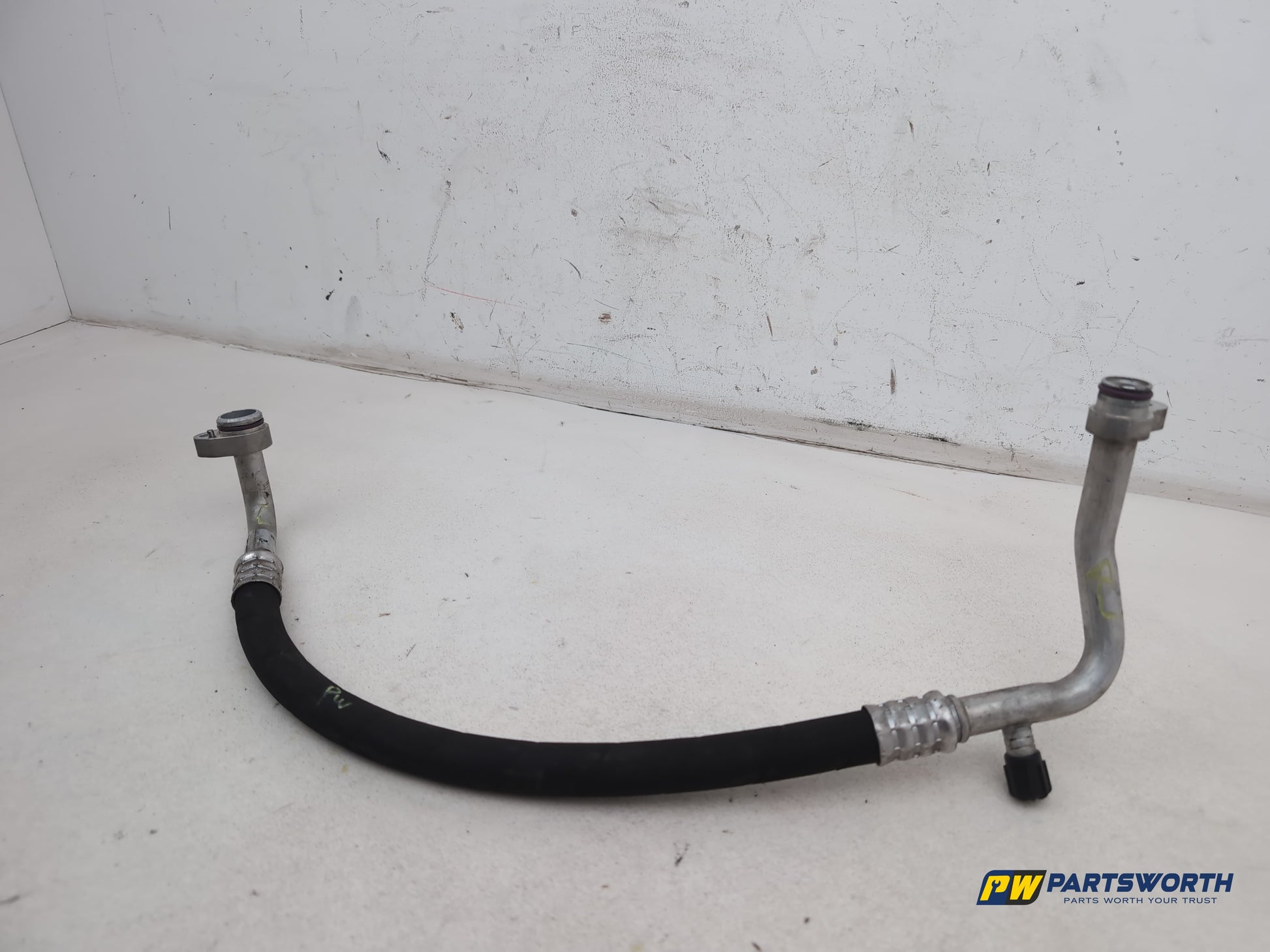 Mercedes-Benz B180 B-Class W246 1.8l Diesel Air Conditioning Pipe A2468300215 - photo 3