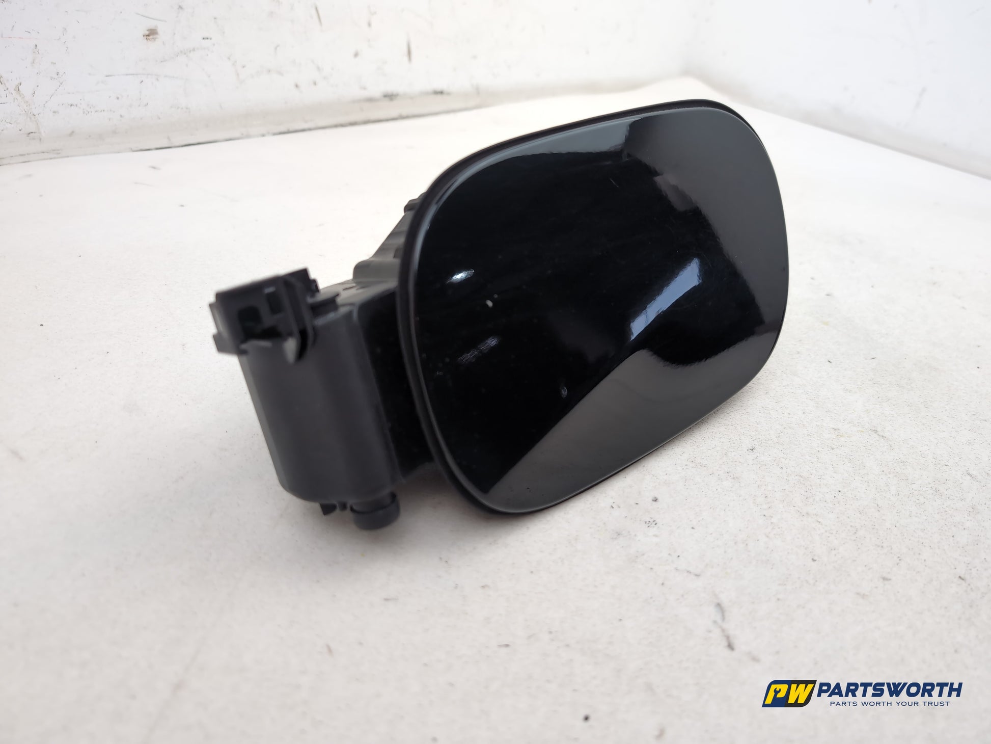 Fuel Filler Flap 3