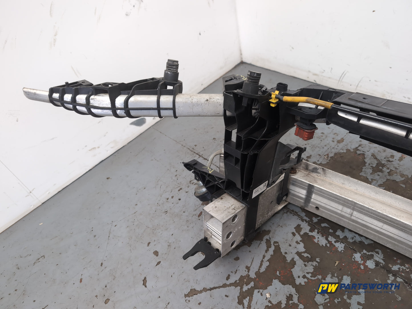 Mercedes-Benz B180 B-Class W246 Front Slam Panel Crash Bar 20112-2014 - photo 9