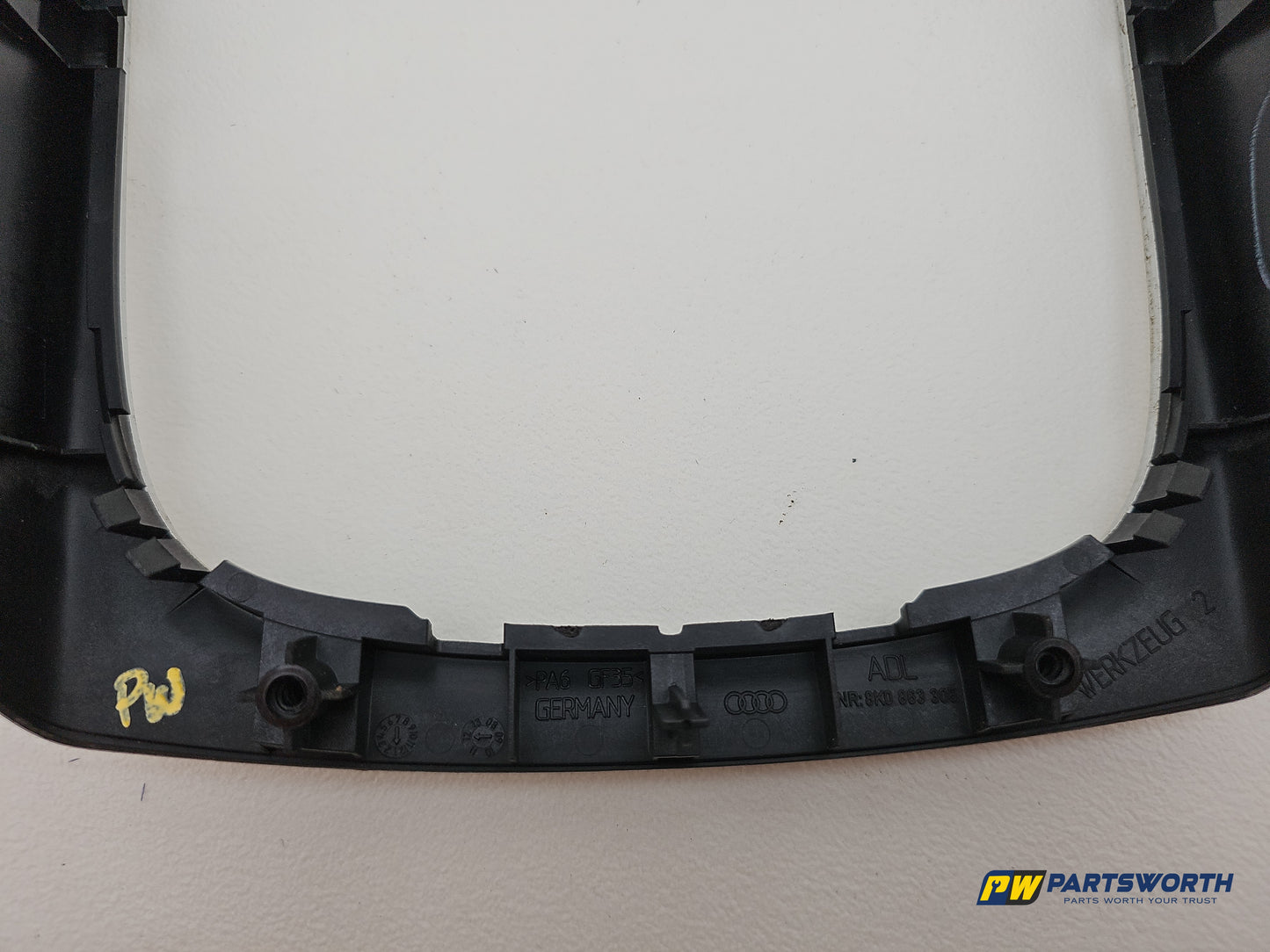 Centre Console Trim  3