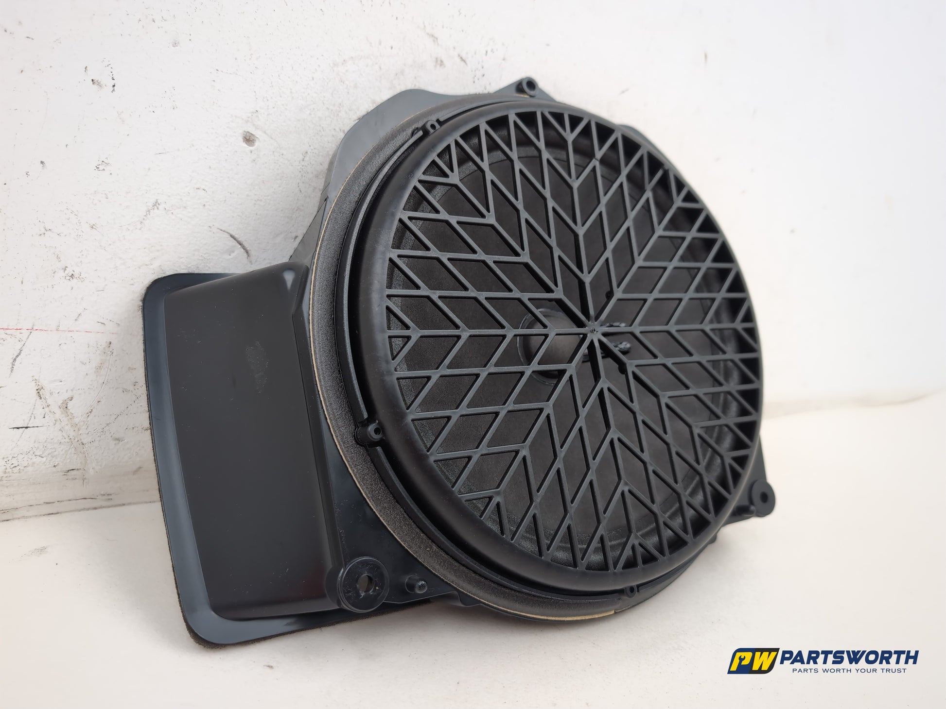 Audi A5 S Line Tdi Quattro Rear Centre Subwoofer Speaker 8t0035412 2007-2016 - photo 3