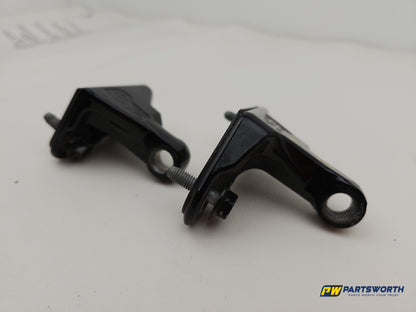 Mercedes-Benz B180 B-Class W246 Driver Side Rear Door Hinge 2011-2018 - photo 3