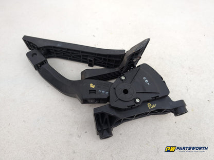 Pedal Throttle 9