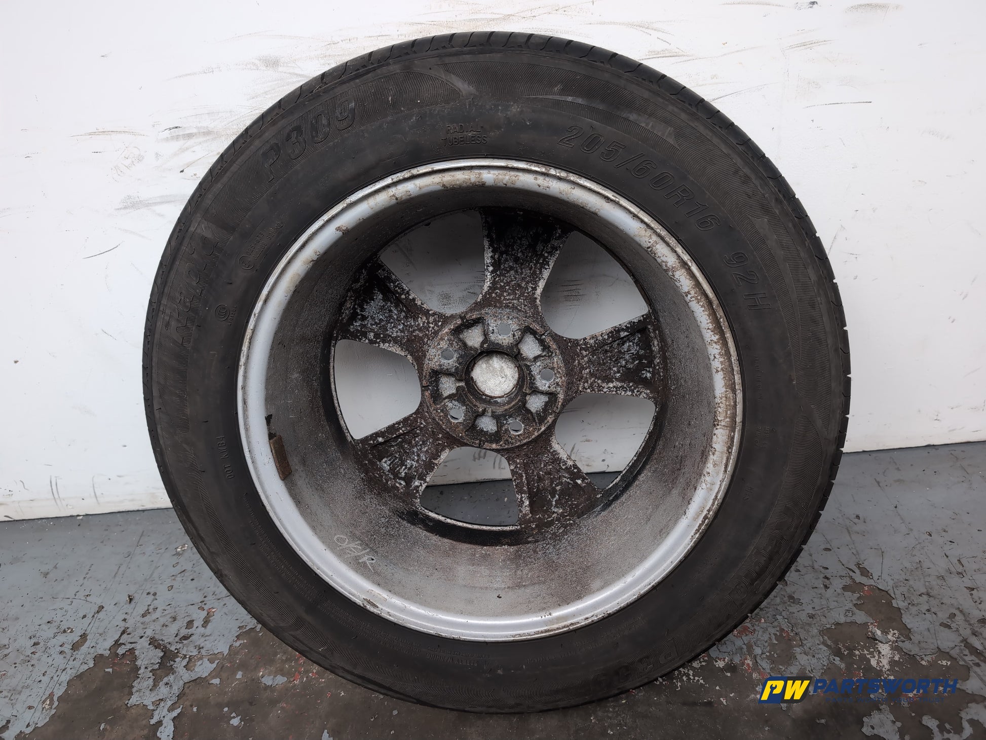 Hyundai I40 Style Blue Drive Crdi Alloy Wheel With Tyre 205/60 R16 - photo 9
