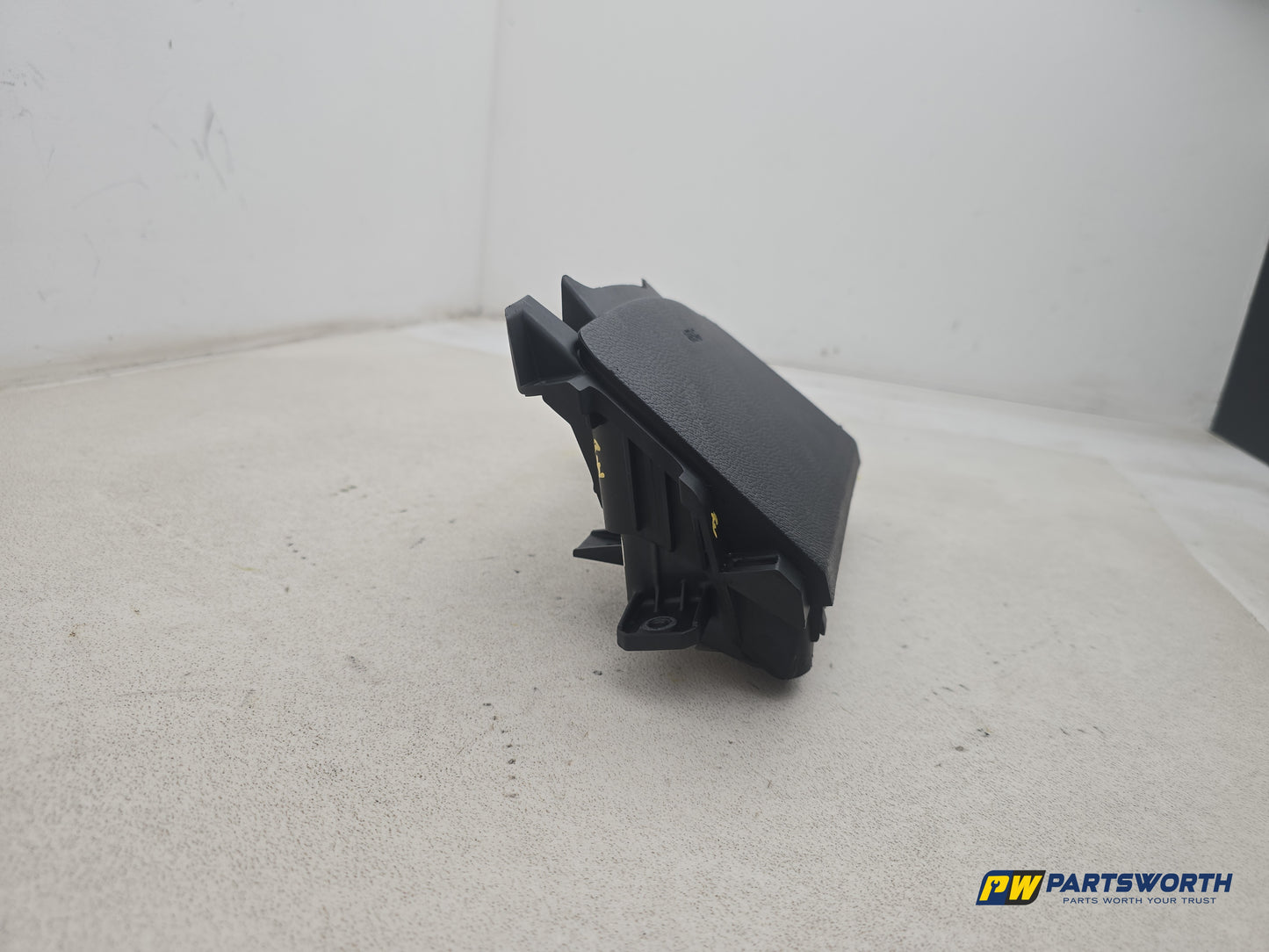 Hyundai I40 Style Blue Drive Drivers Knee Under Steering Cover 56970xxxxx - photo 3
