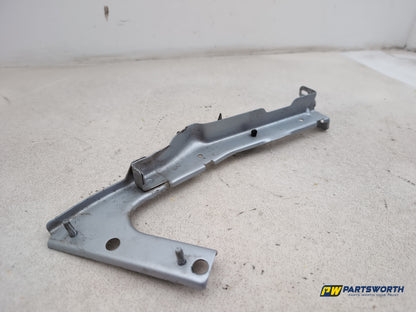 Audi A5 S Line Tdi Quattro Front Left Lower Wing Bracket 8t0821135g 2007-2016 - photo 3
