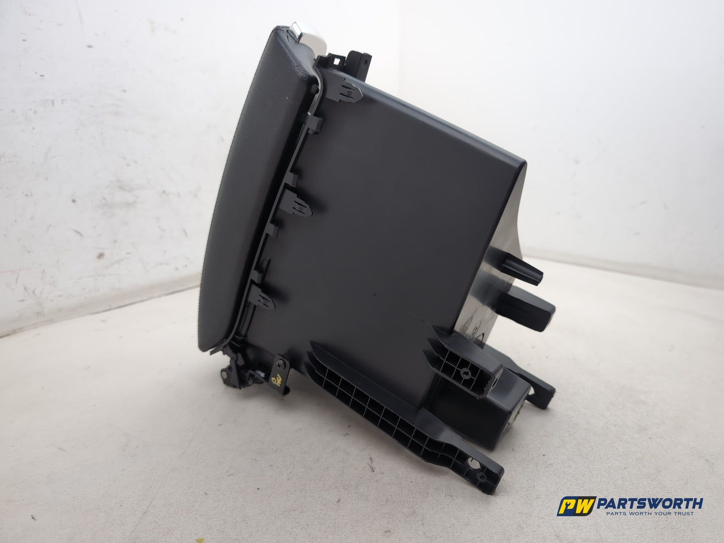 Centre Console Armrest 9