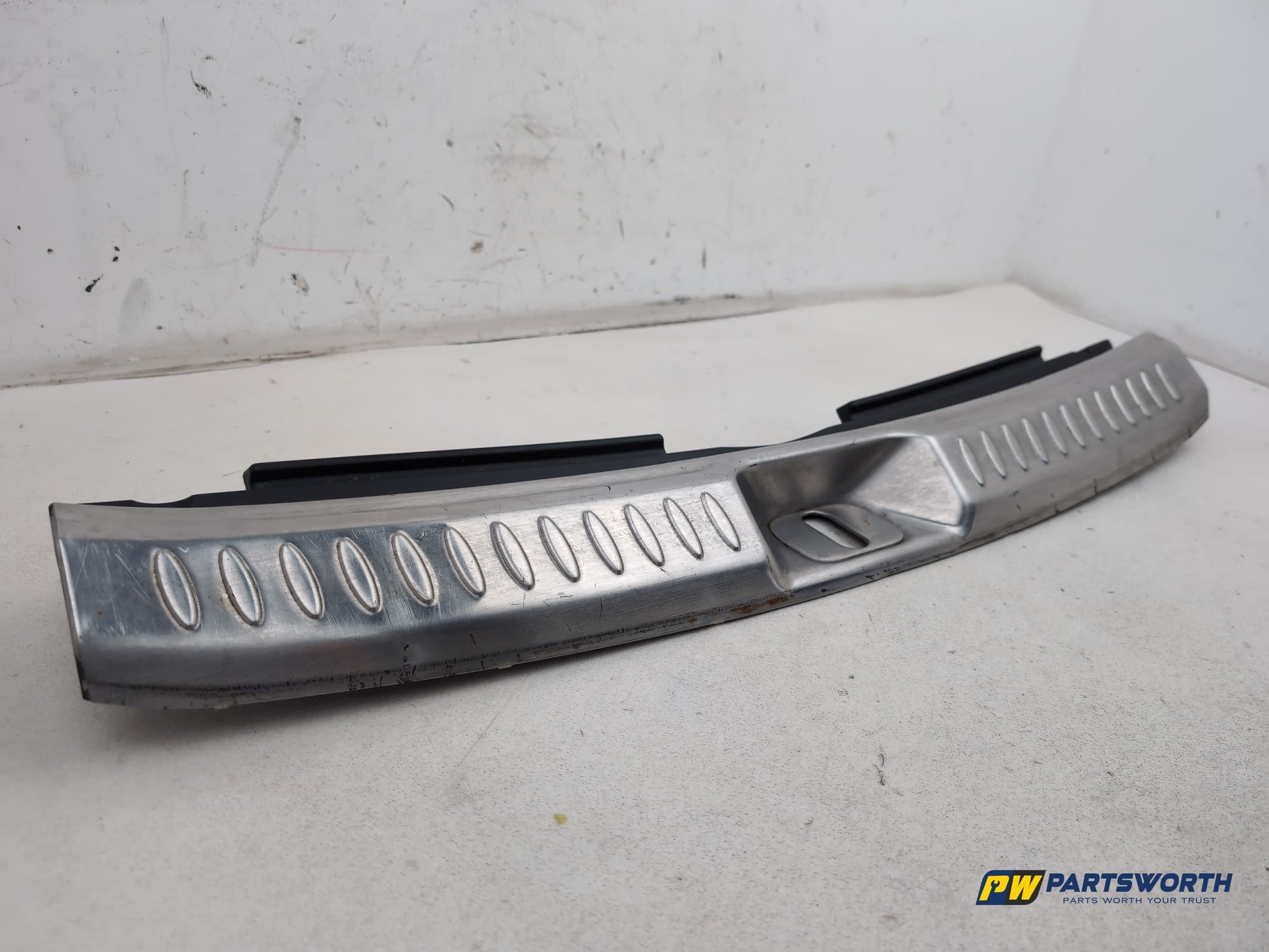 Hyundai I40 Style Blue Drive Boot Trim Bottom Lid Cover Panel 857703z000 - photo 3