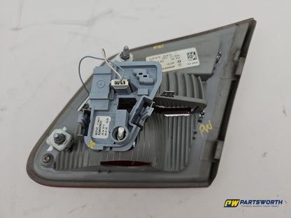 Mercedes-Benz B180 B-Class W246 Lamp Assembly Rear Inner Passenger A2469066300 - photo 3