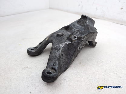 Engine Mounting RH 3
