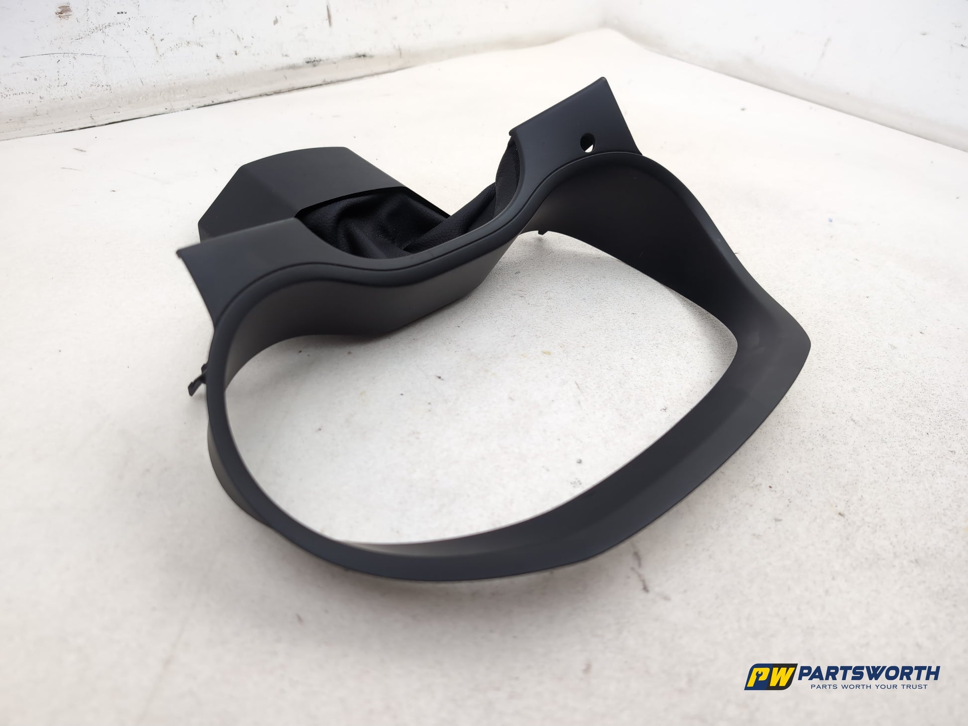 Mercedes-Benz B180 B-Class W246 Instrument Cluster Surround 2011-2018 - photo 3