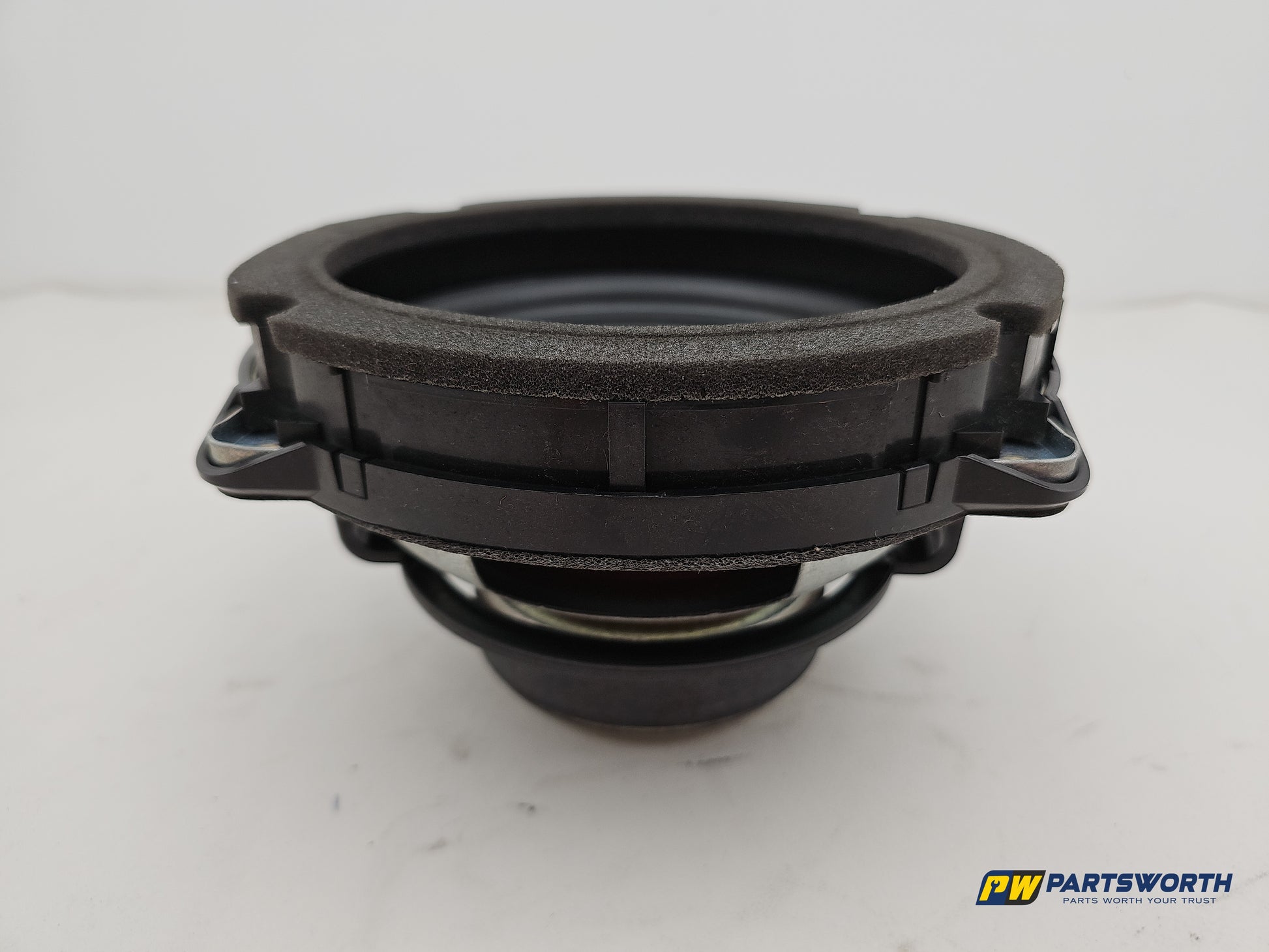Hyundai I40 Style Blue Drive Rear Subwoofer Speaker 963803z050 2011-2019 - photo 3