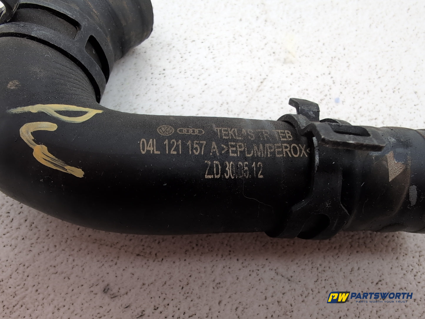 Audi A6 S Line Black Ed 2.0l Diesel Coolant Hose Pipe Line 04l121157a 2011-2018 - photo 3