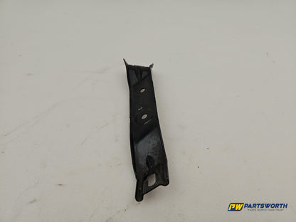 Mercedes-Benz B180 B-Class W246 Front Right Fender Bracket A2466280214 2011-2015 - photo 3