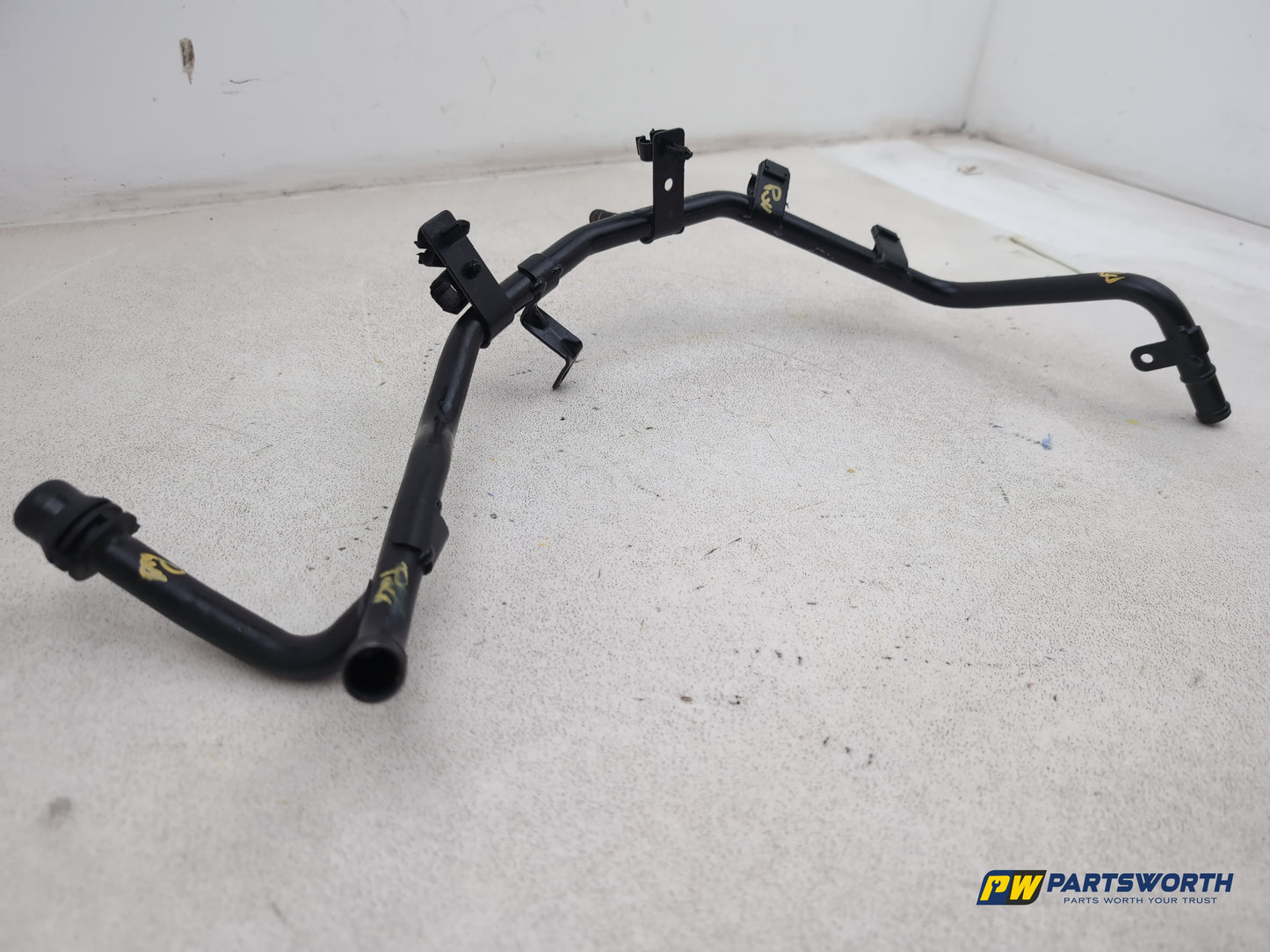 Audi A6 S Line Black Ed Tdi 2.0l Diesel Coolant Hose Pipe 04l122157ba 2011-2018 - photo 3