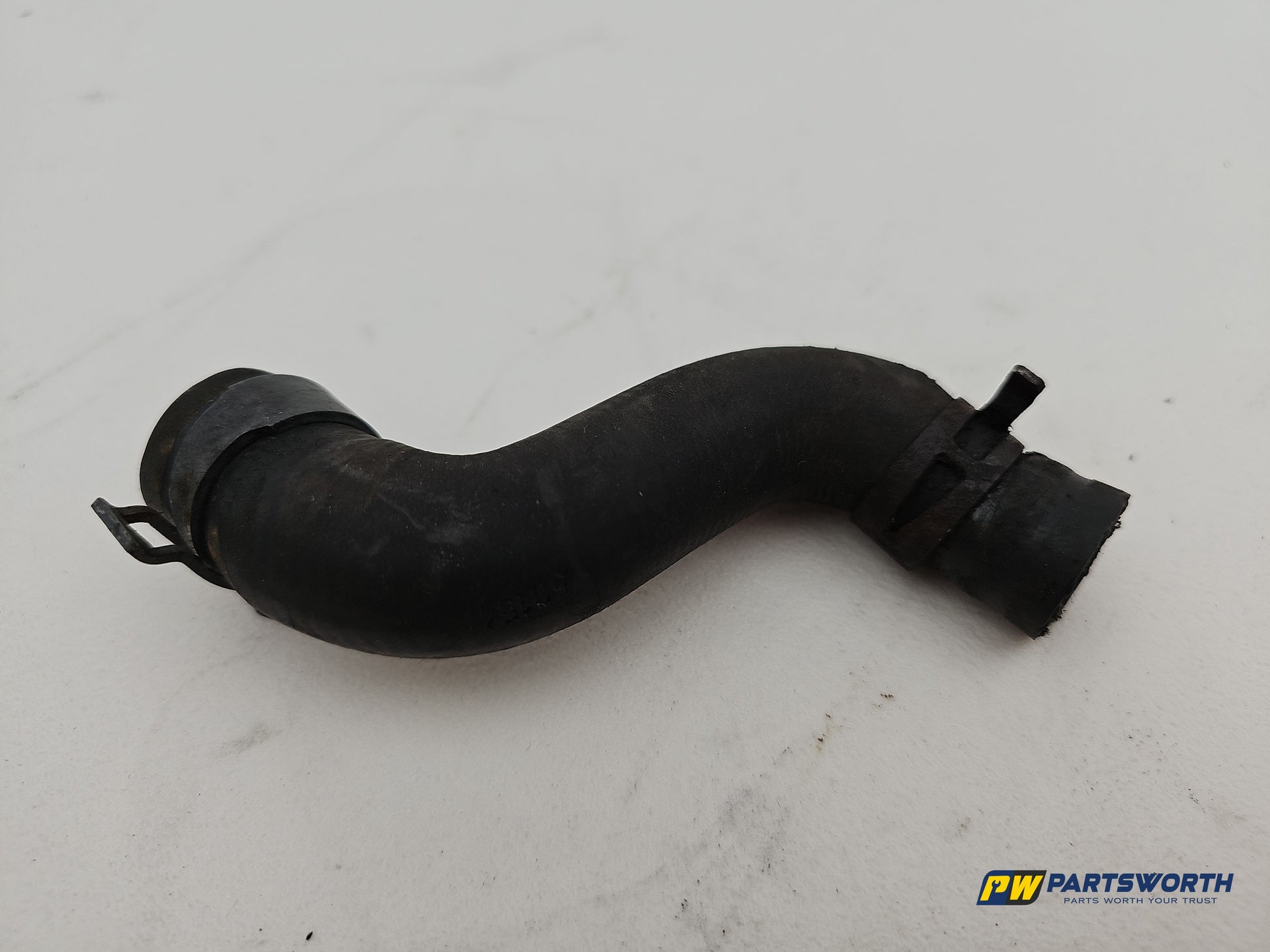 Audi A6 S Line Black Ed 2.0l Diesel Coolant Hose Pipe Line 04l121157 2011-2018 - photo 3