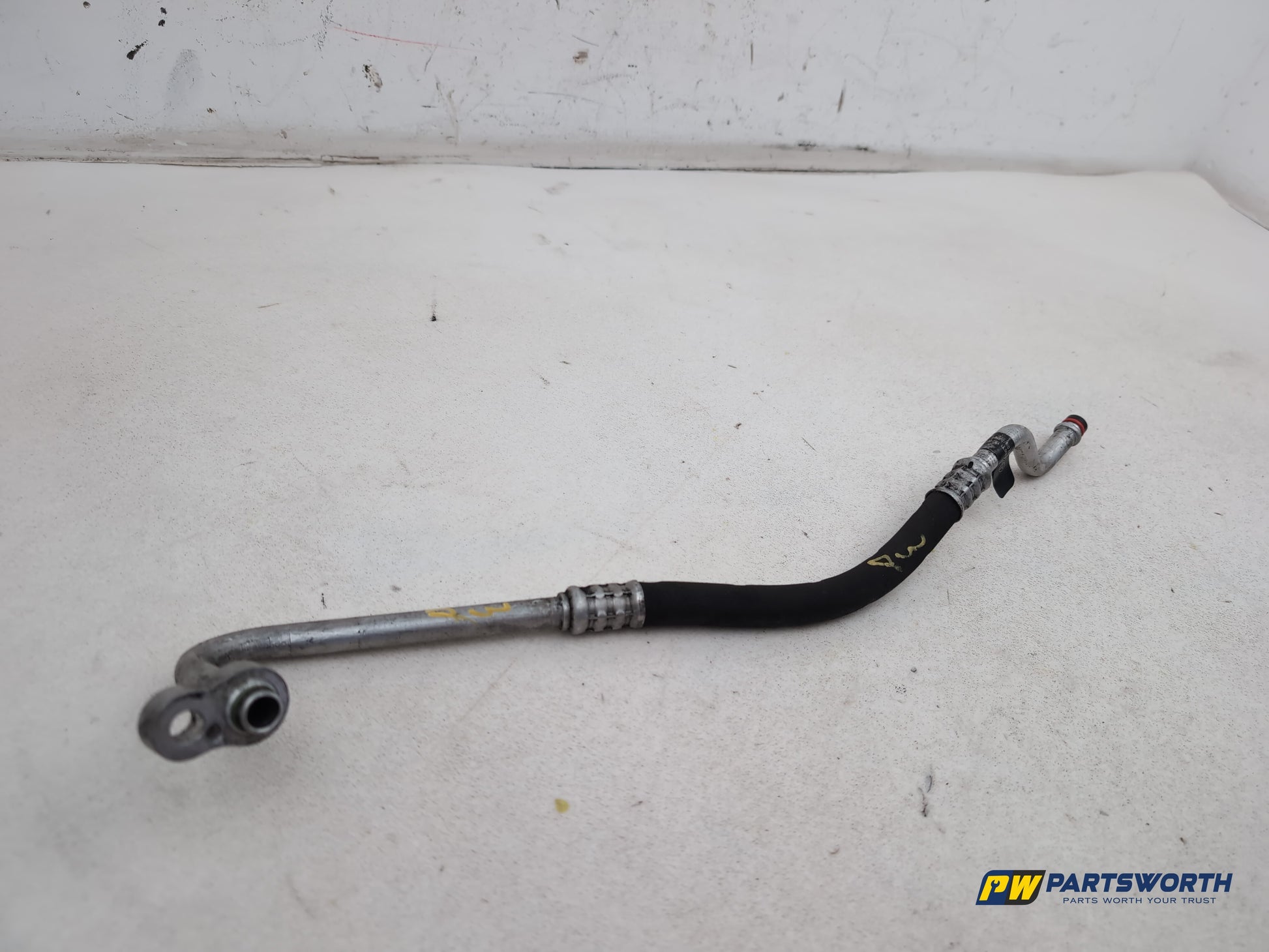 Mercedes R320 R-Class W251 Air Conditioning Pipe A2518301115 2006-2013 - photo 3