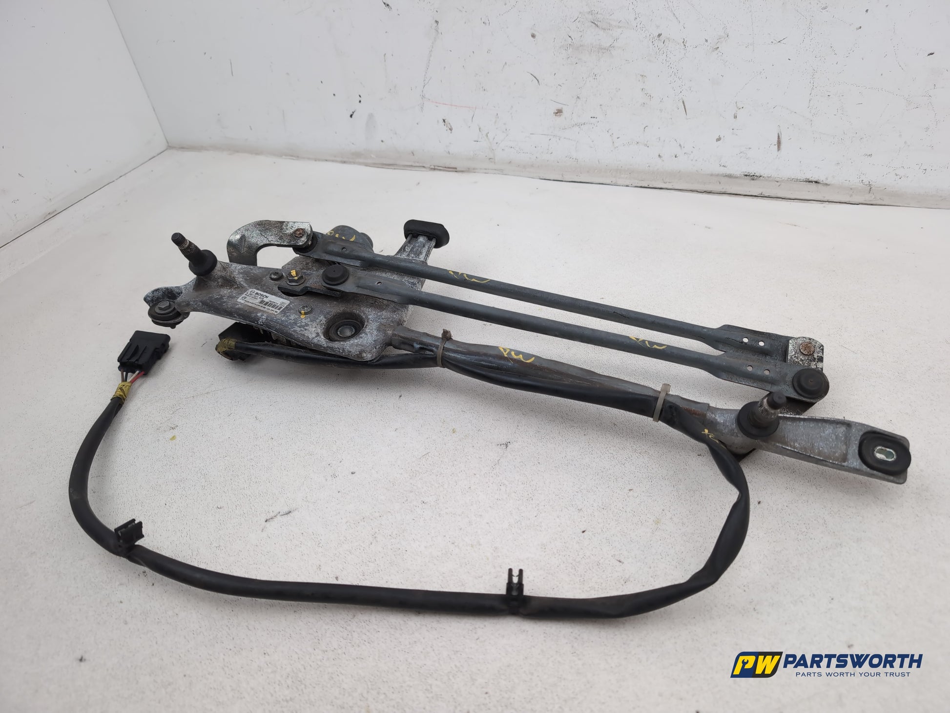 Front Wiper Motor & Mechanism / Linkage 3