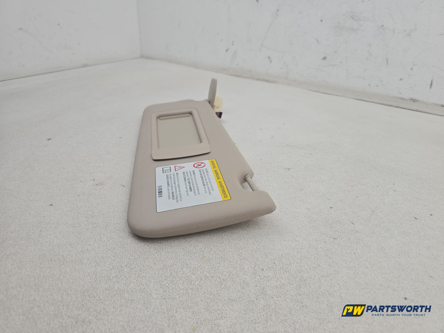 Bmw 5 Series 520d Se Auto F10 Sun Visor Lh Passenger Side 2010-2017 - photo 5