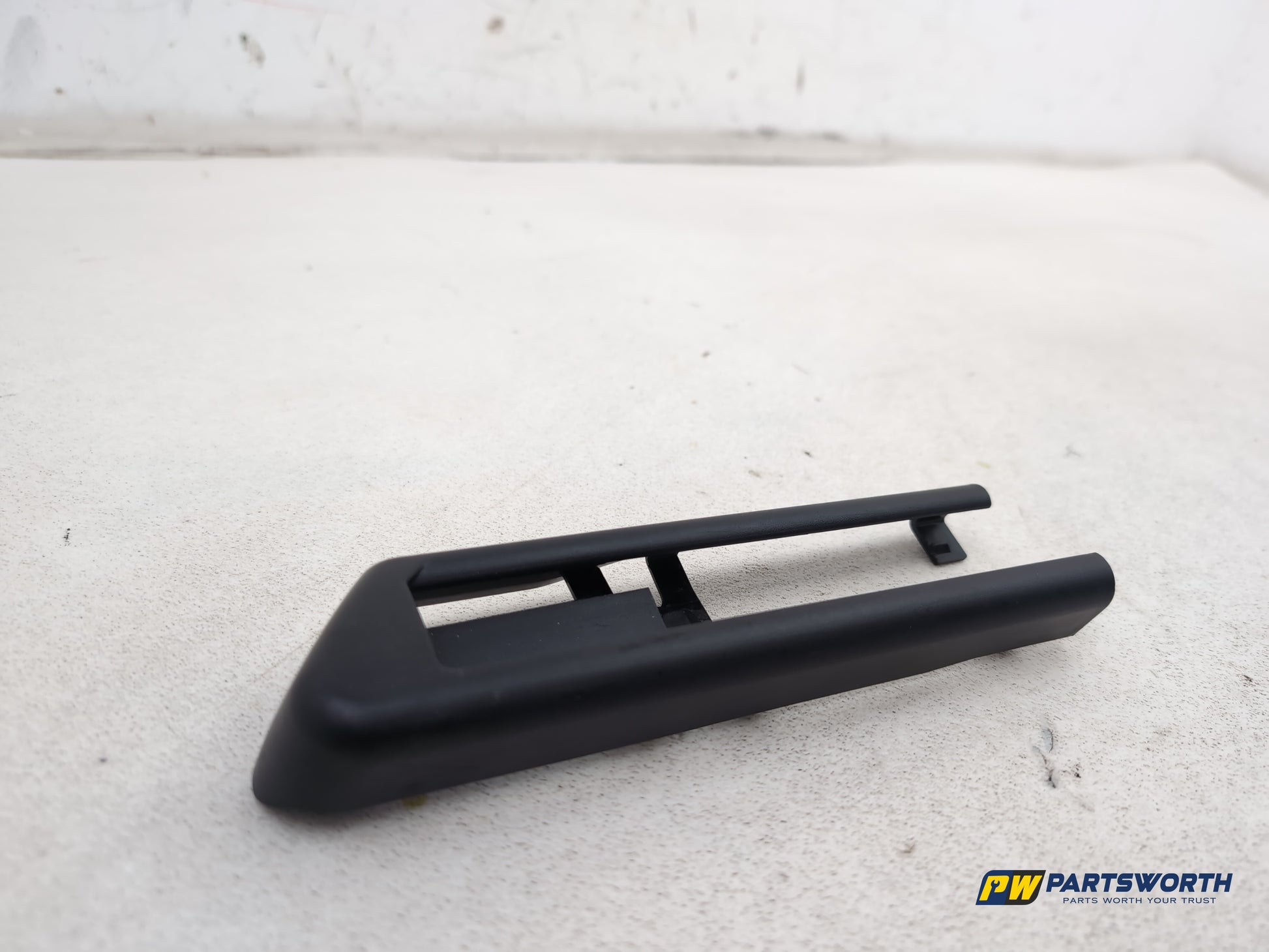 Bmw5 Series 520d Se Auto F10 Driver Right Seat Rail Trim Cover 6981782 2010-2017 - photo 3