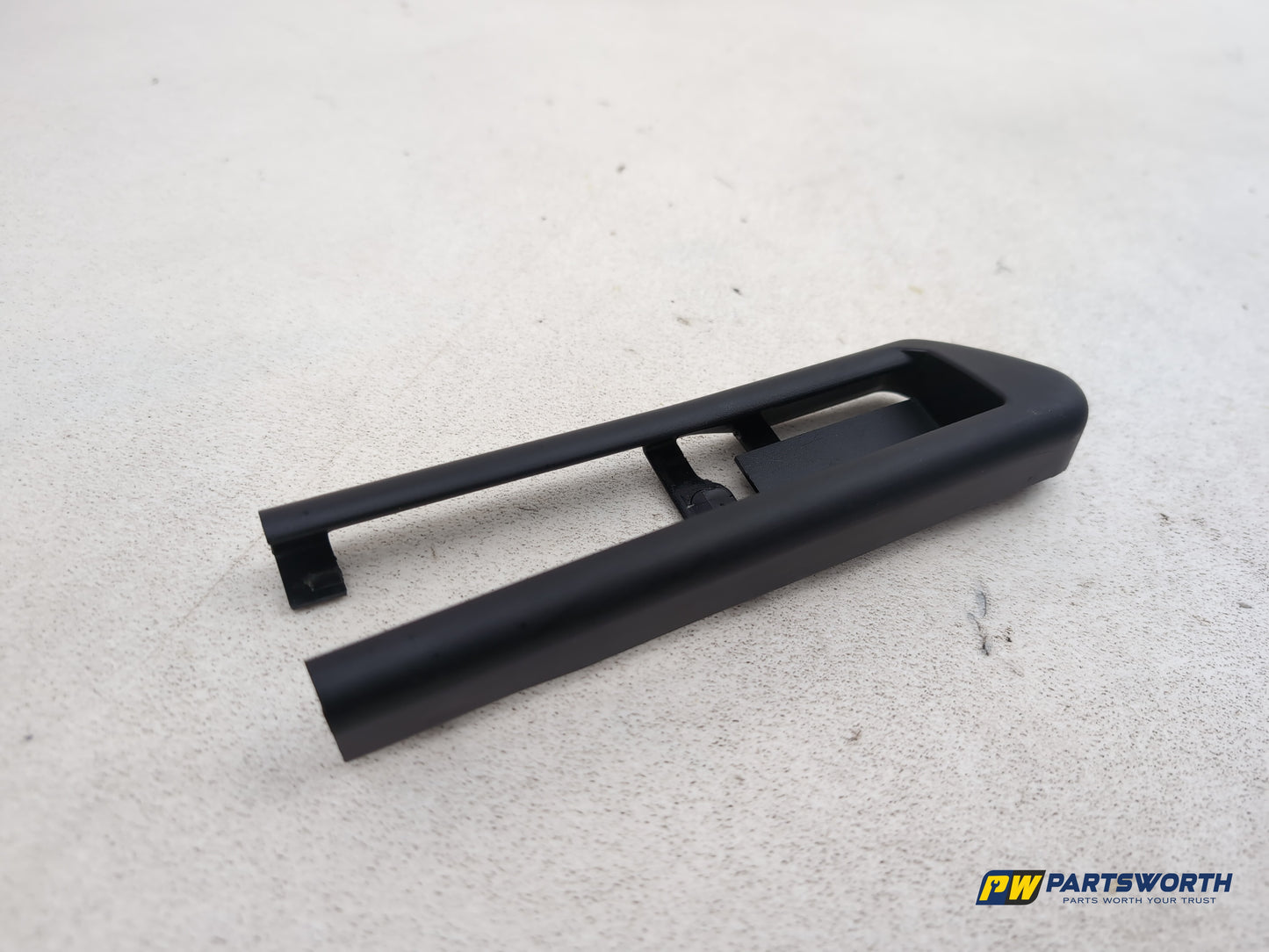 Bmw 5 Series 520d Se Auto F10 Front Seat Rail Trim Rear Left 6981781 2010-2017 - photo 3