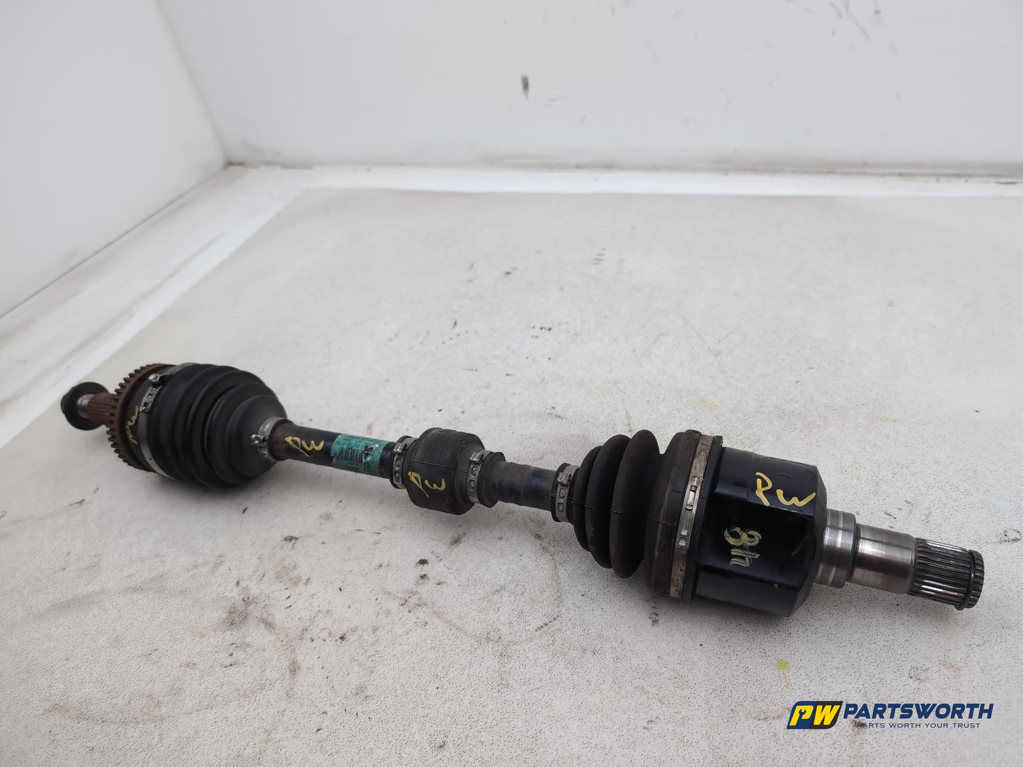 Hyundai I40 Style Driveshaft Front Lh Passenger Side 495003z400 2011-2019 - photo 3