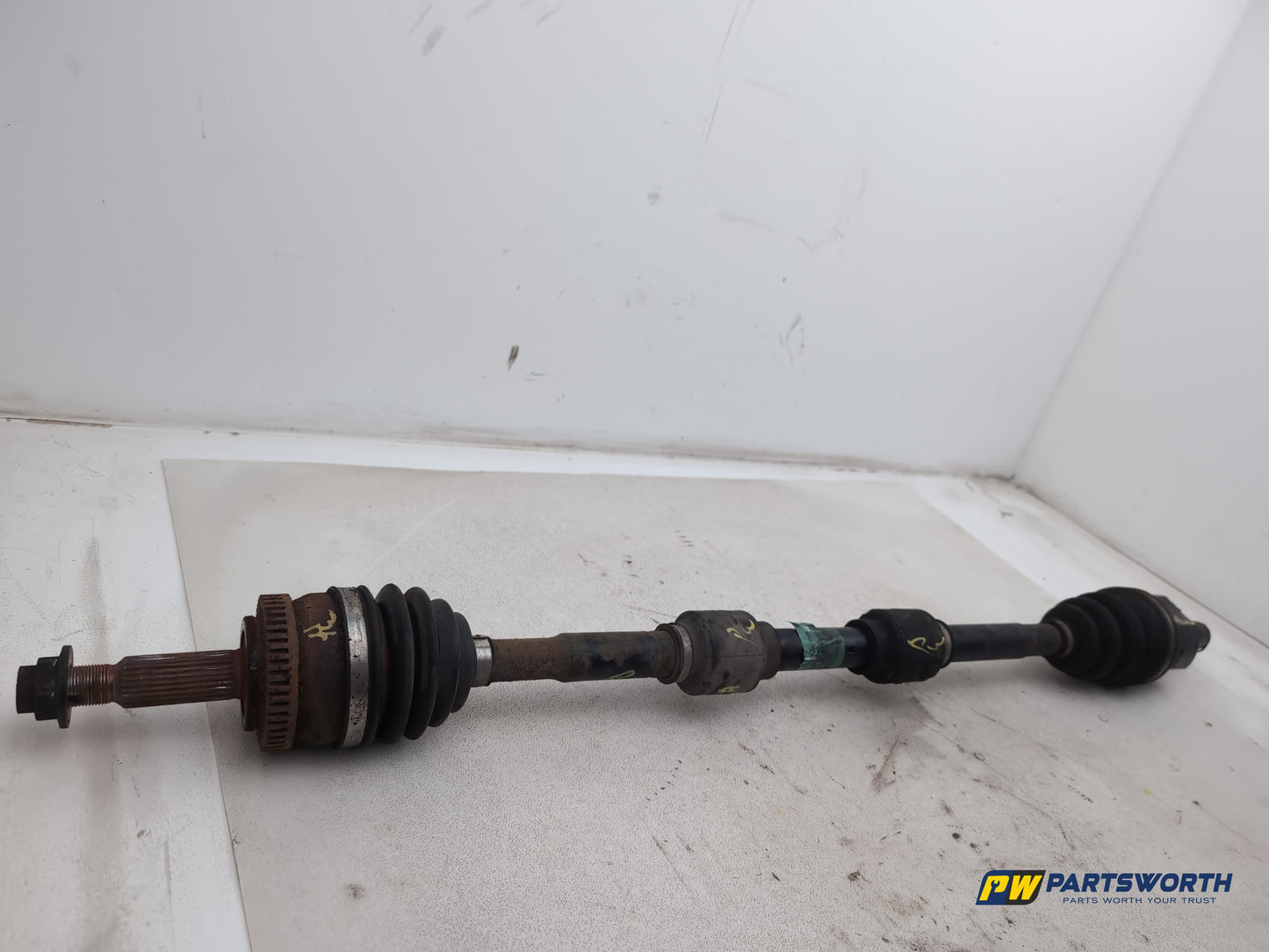 Hyundai I40 Style Driveshaft Front Rh Driver Side 495013z450 2011-2019 - photo 3