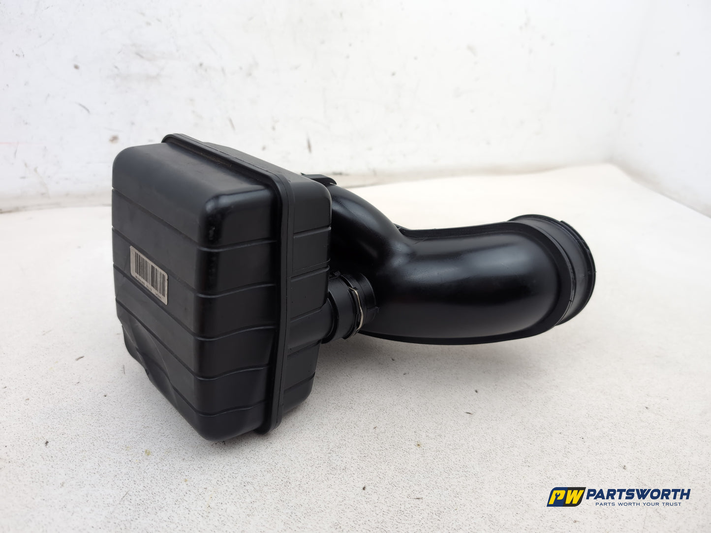 Bmw 5 Series 520d Se Auto F10 Turbo Air Intake Pipe With Tank 8512249 2010-2017 - photo 3