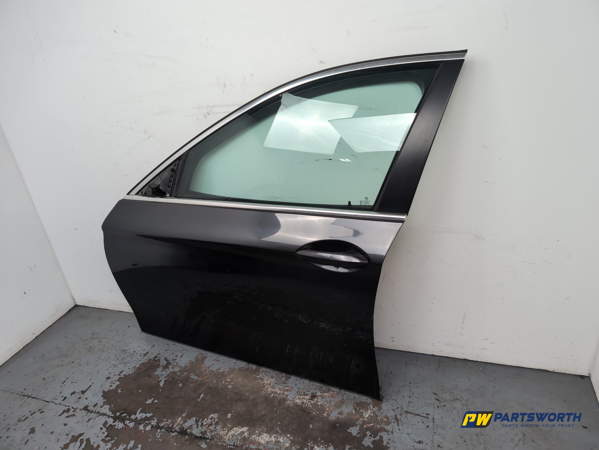 Bmw 5 Series 520d F10 Saloon Door Front Lh Passenger Side Dark Graphite B90 - photo 3