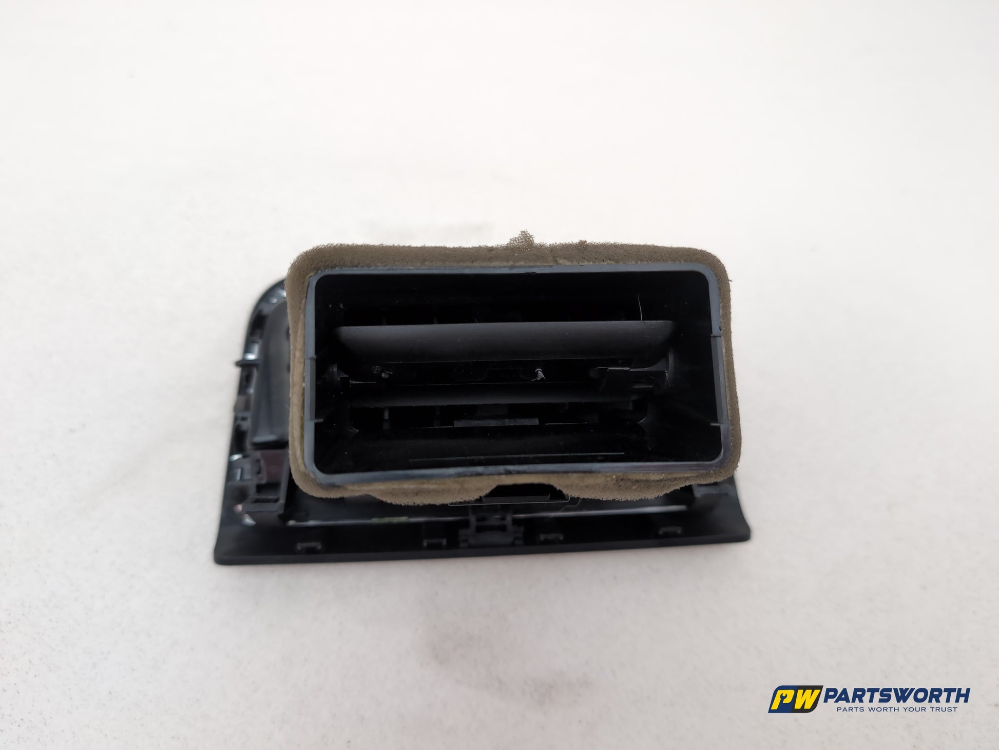 Centre Console Trim  9