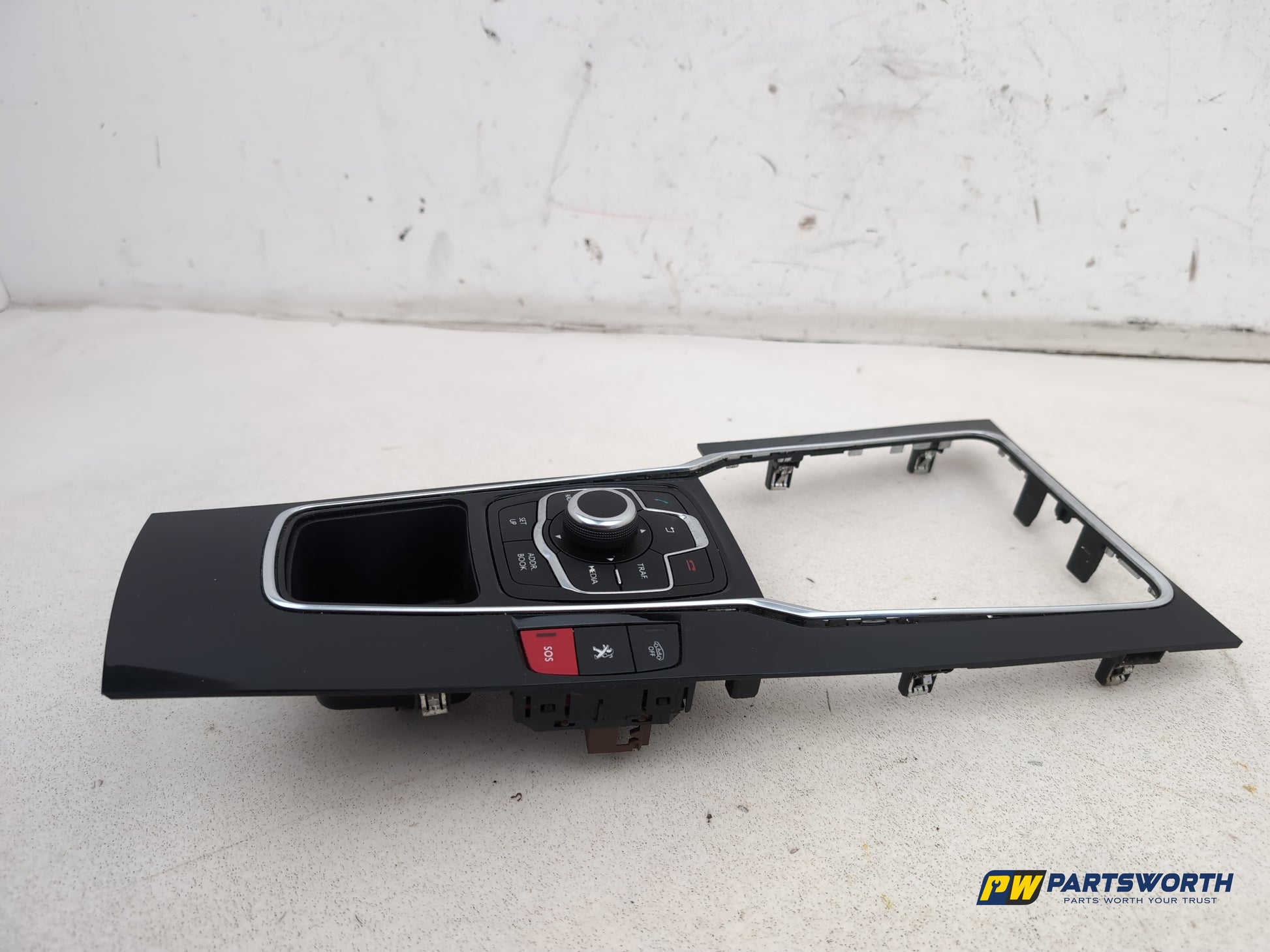Centre Console Trim  3