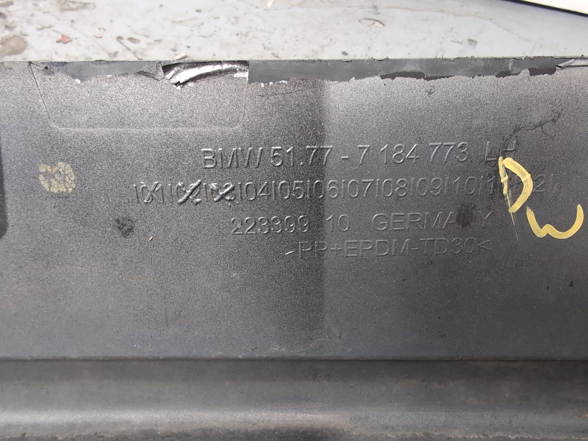 Side Skirt LH 9