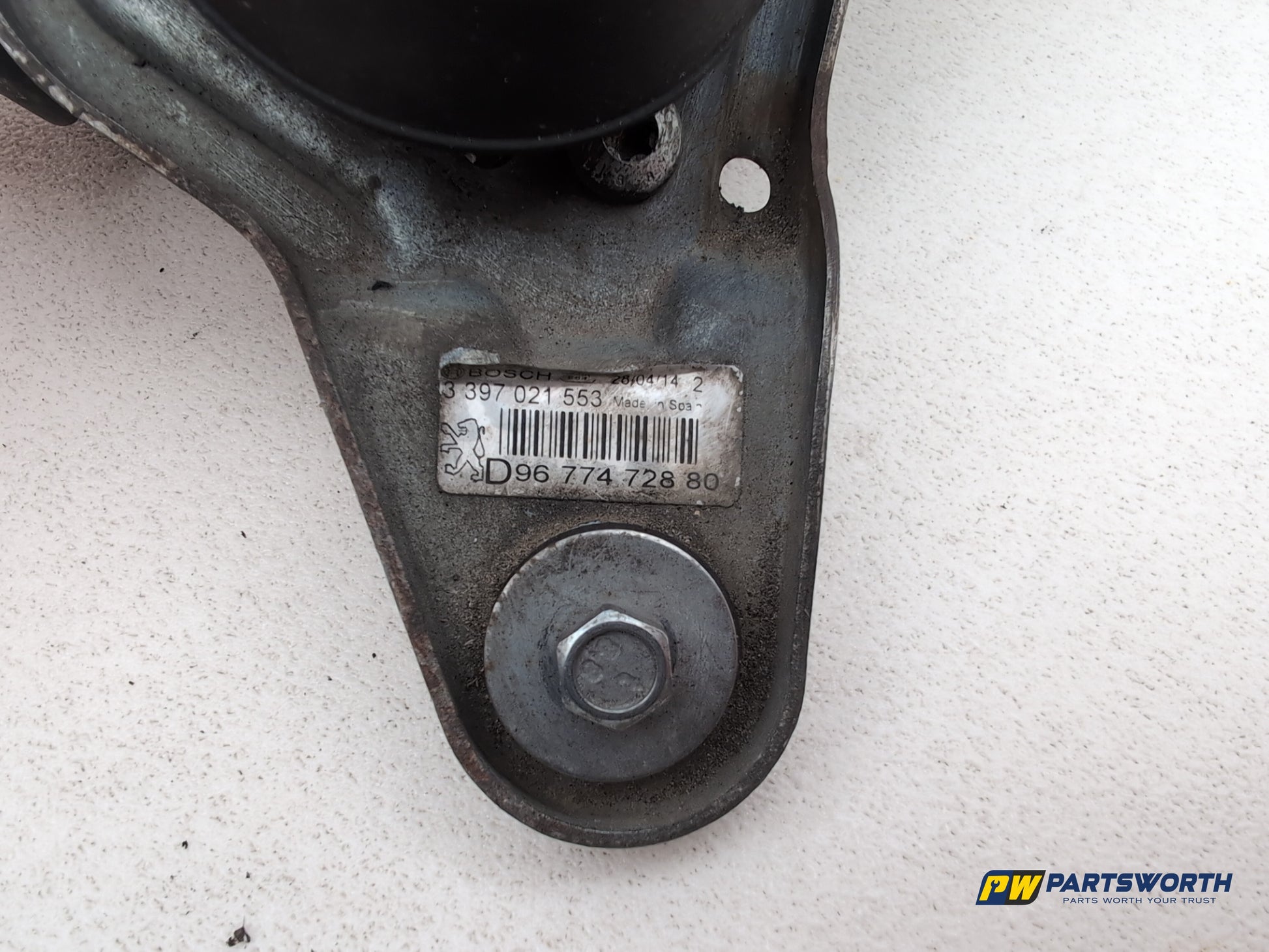Wiper Motor Front 14