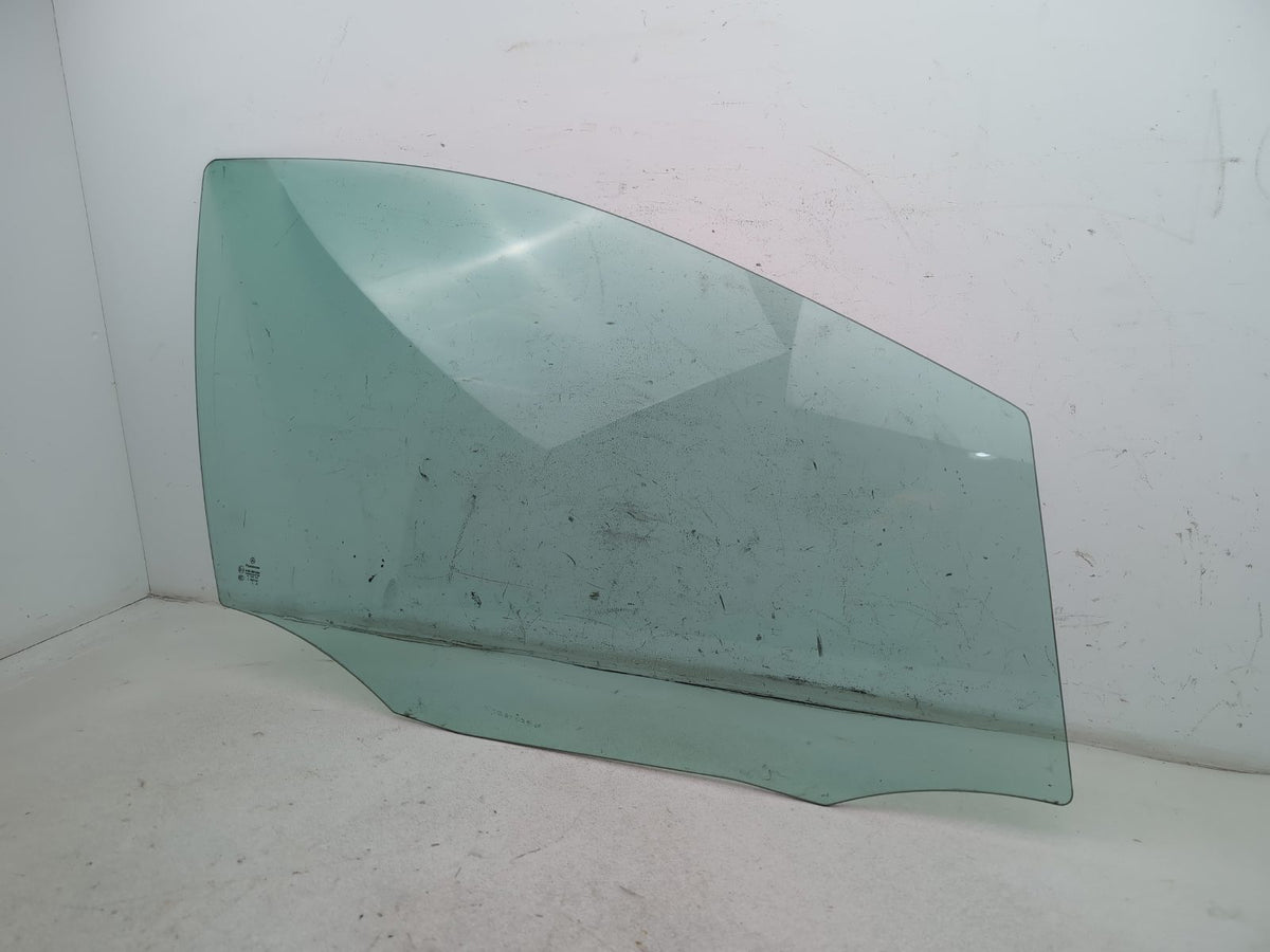Door Glass Front RH 3