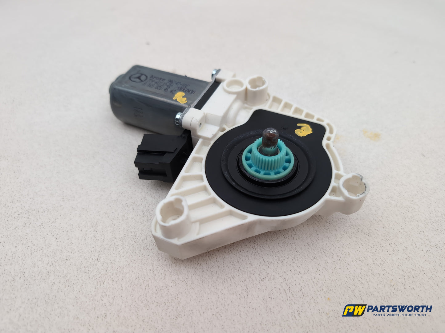 Door Rear Window Regulator RH 3