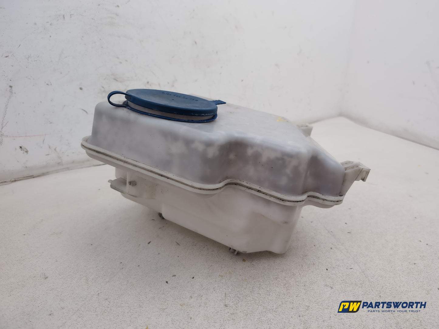Washer Bottle Windscreen 3