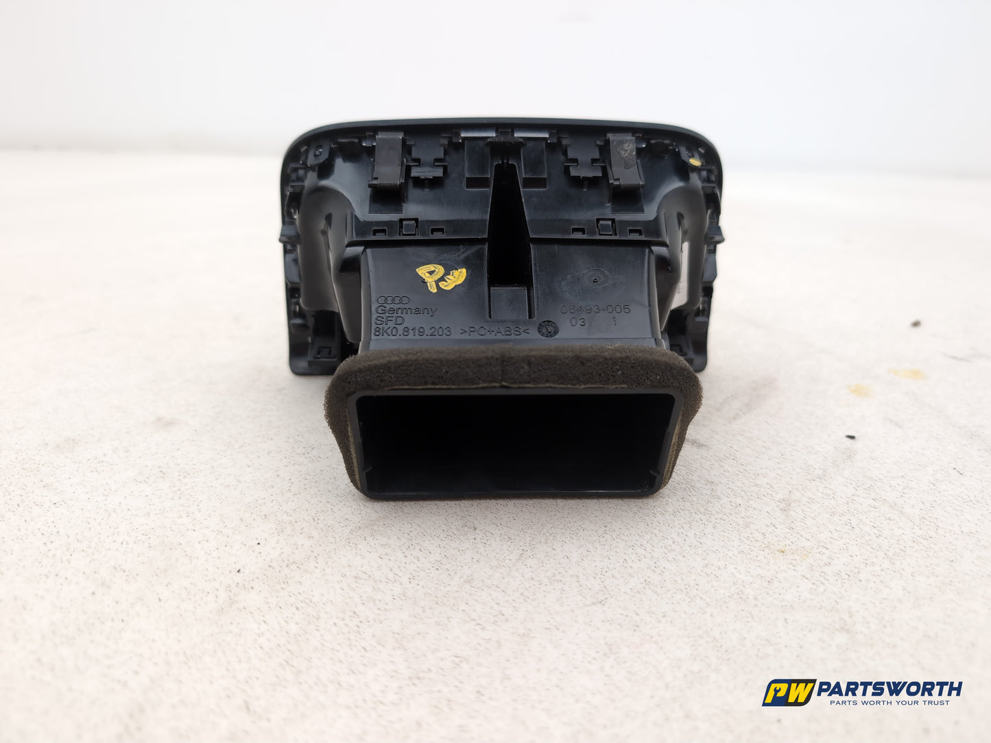 Centre Console Trim  9