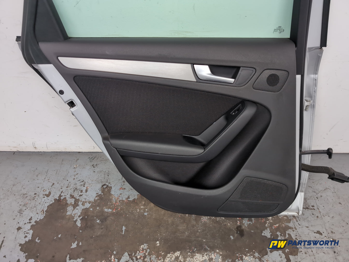 Door Rear LH 6