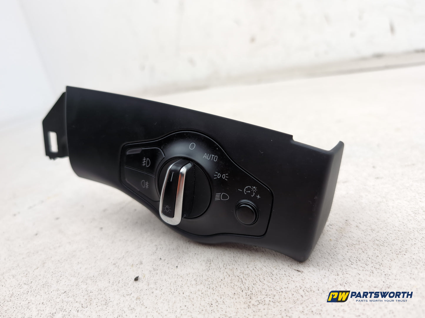Switch Headlamp 3