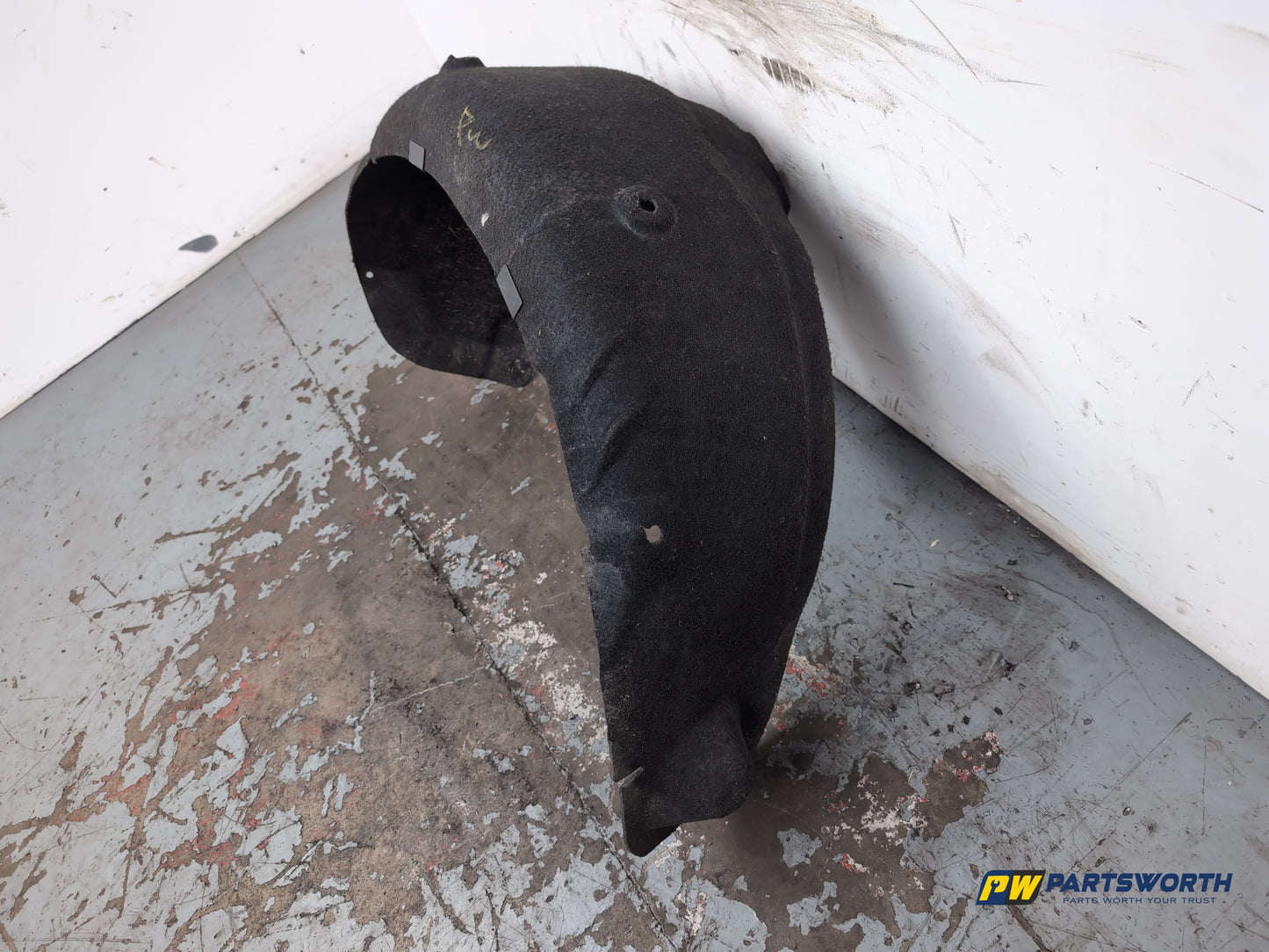Moulding Wheel Arch Rear LH 3