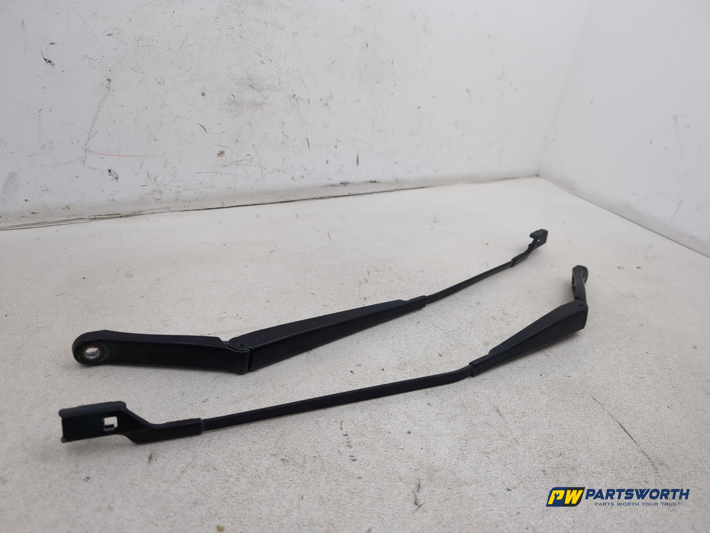 Wiper Front Arm 2