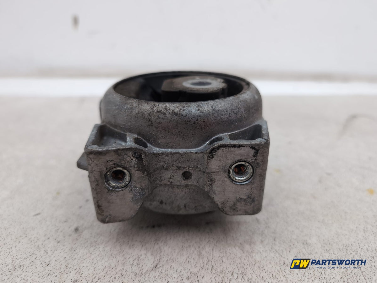 Engine Mounting Bracket 2