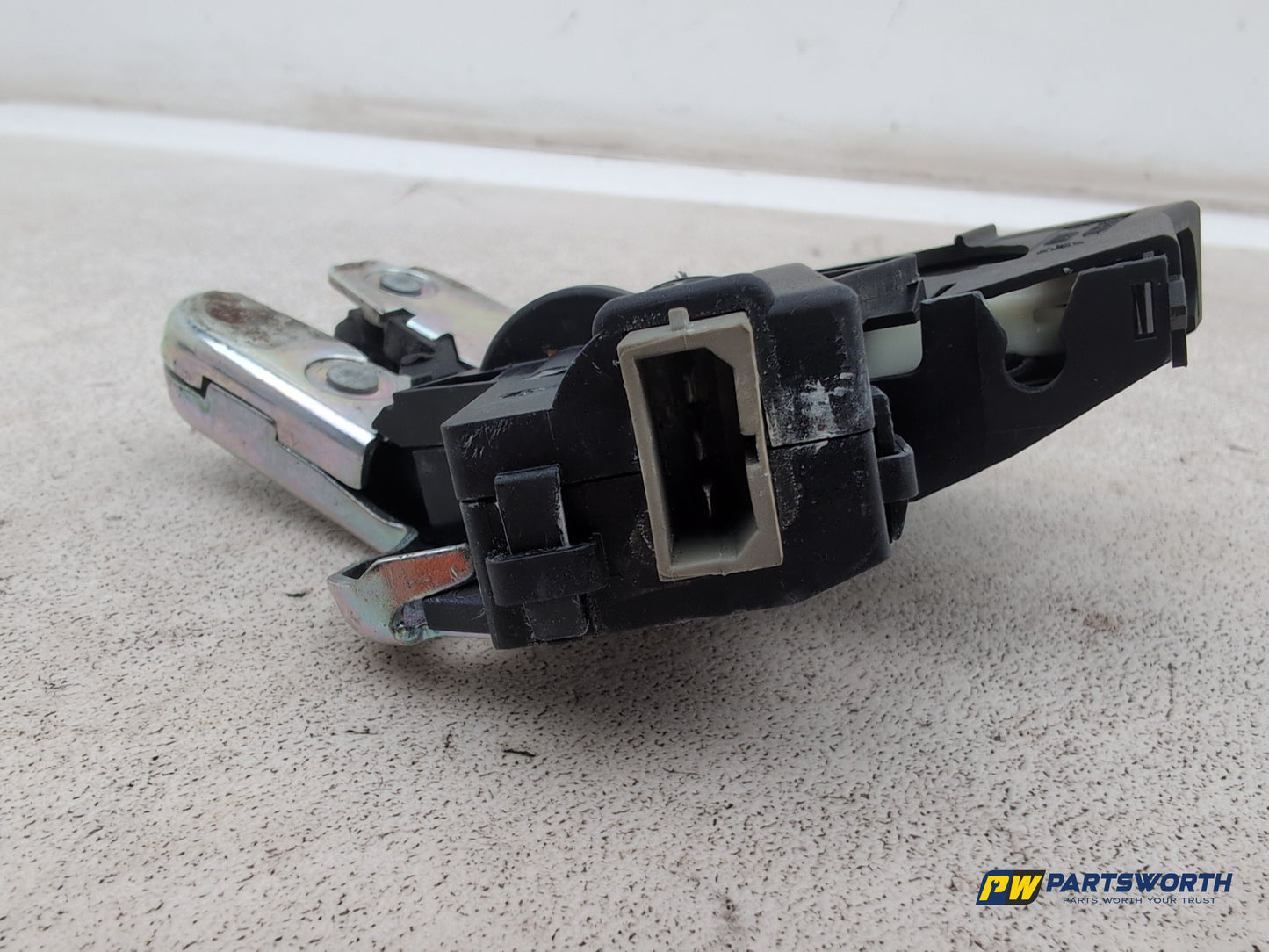 Boot Lid Lock Latch 2