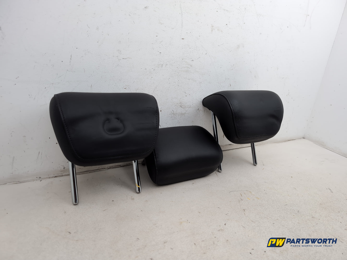 Rear Headrest 2