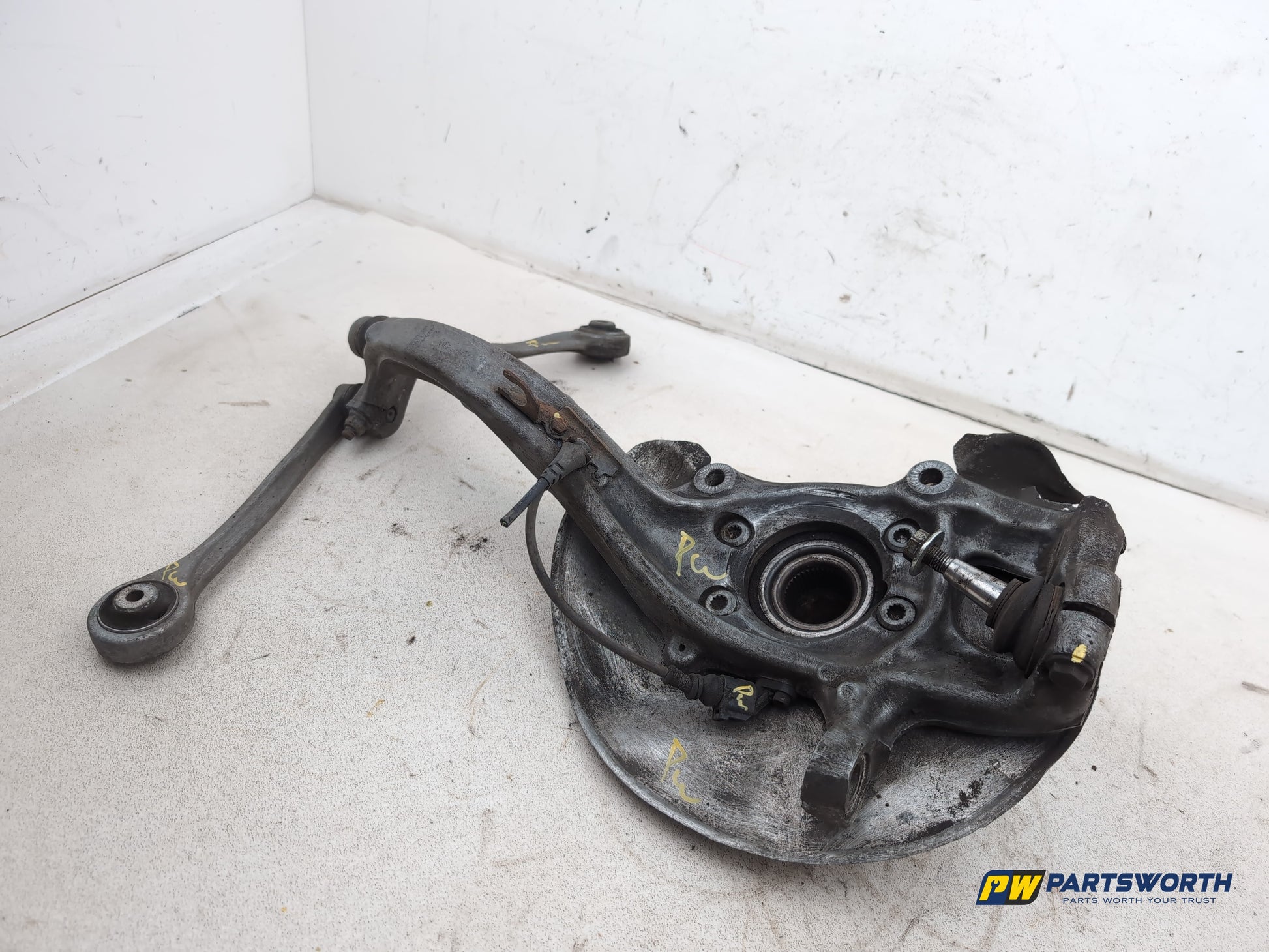 Wheel Hub Front RH 2