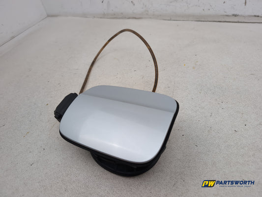 Audi A4 S Line Tdi Auto 2.0l Diesel Fuel Filler Flap 8k0010508r Ice Silver Lx7w - photo 2
