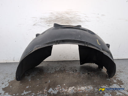 Moulding Wheel Arch Front RH 2