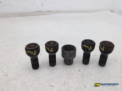Wheel Trim 2