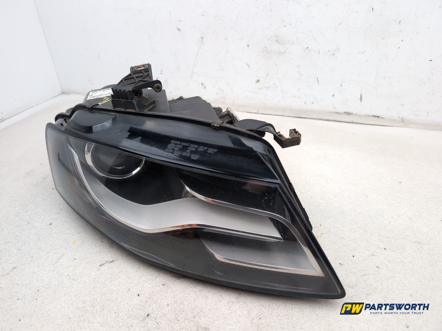 Headlamp RH 2