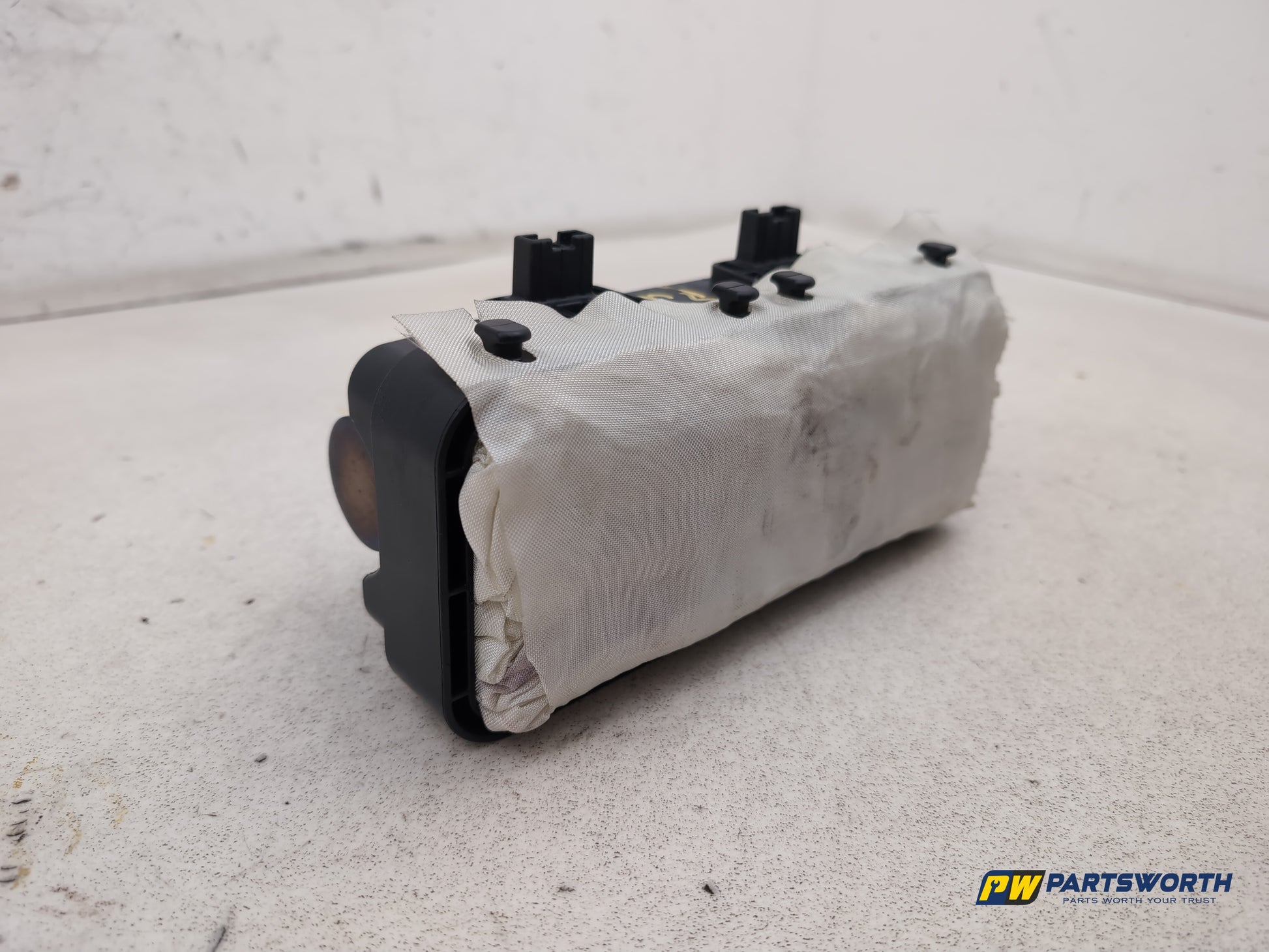 Airbag Passenger Side 2